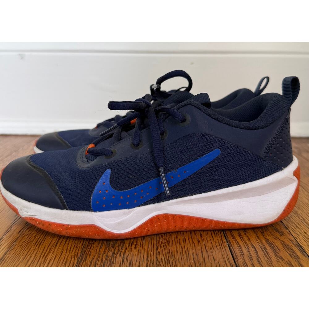 Nike Boys' Blue and Orange Athletic Shoes Size 5 Big Kid